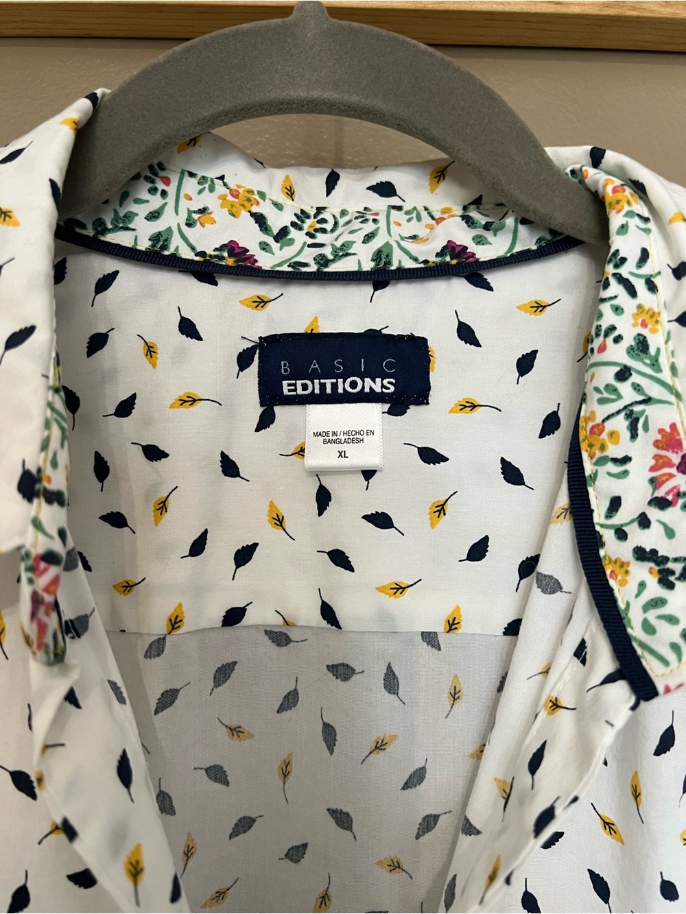 Basic Editions White Button-Down Shirt with Navy & Mustard Leaf Print - Picture 5 of 5